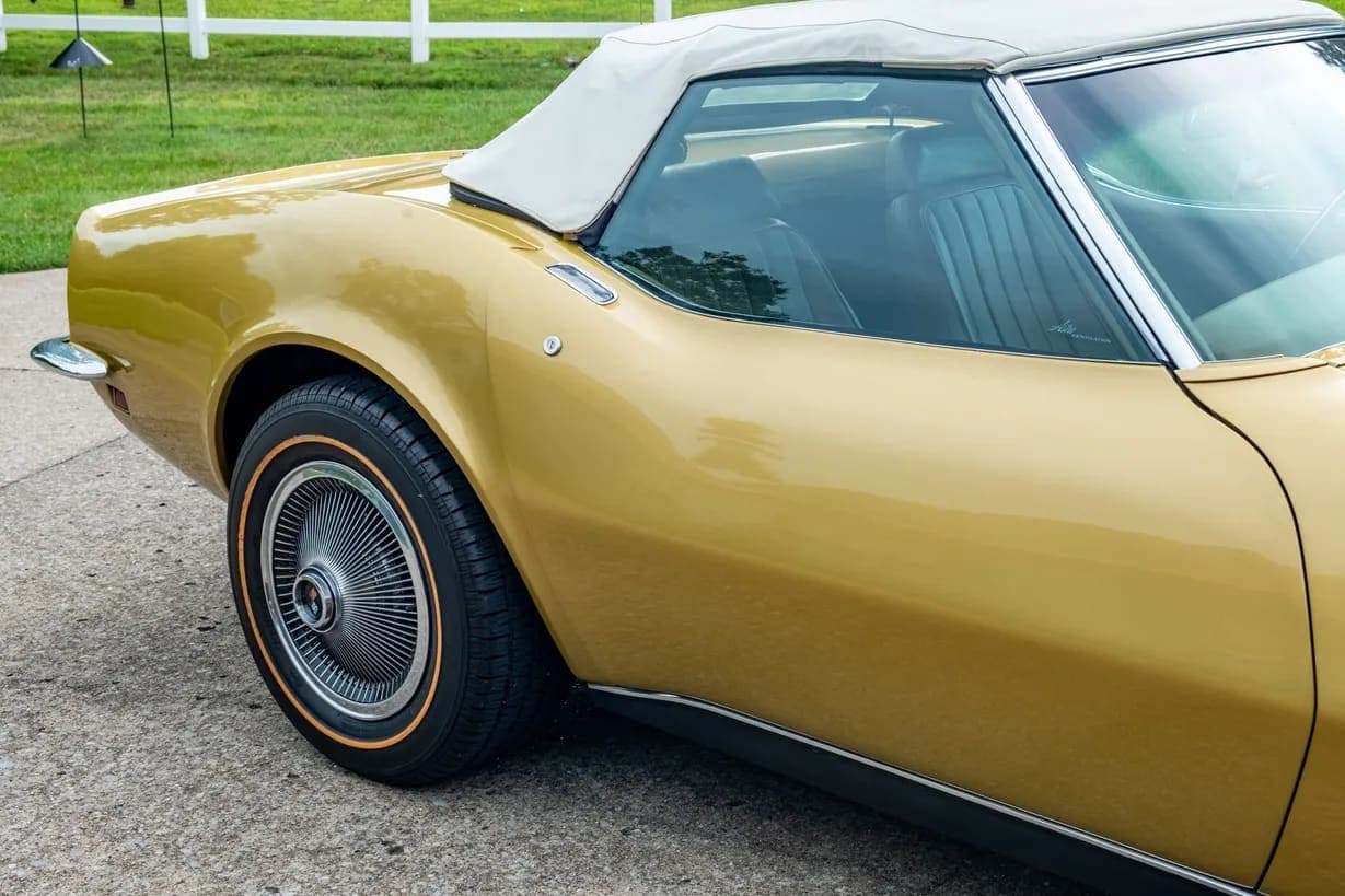 1969 Chevrolet Corvette Convertible 427, view