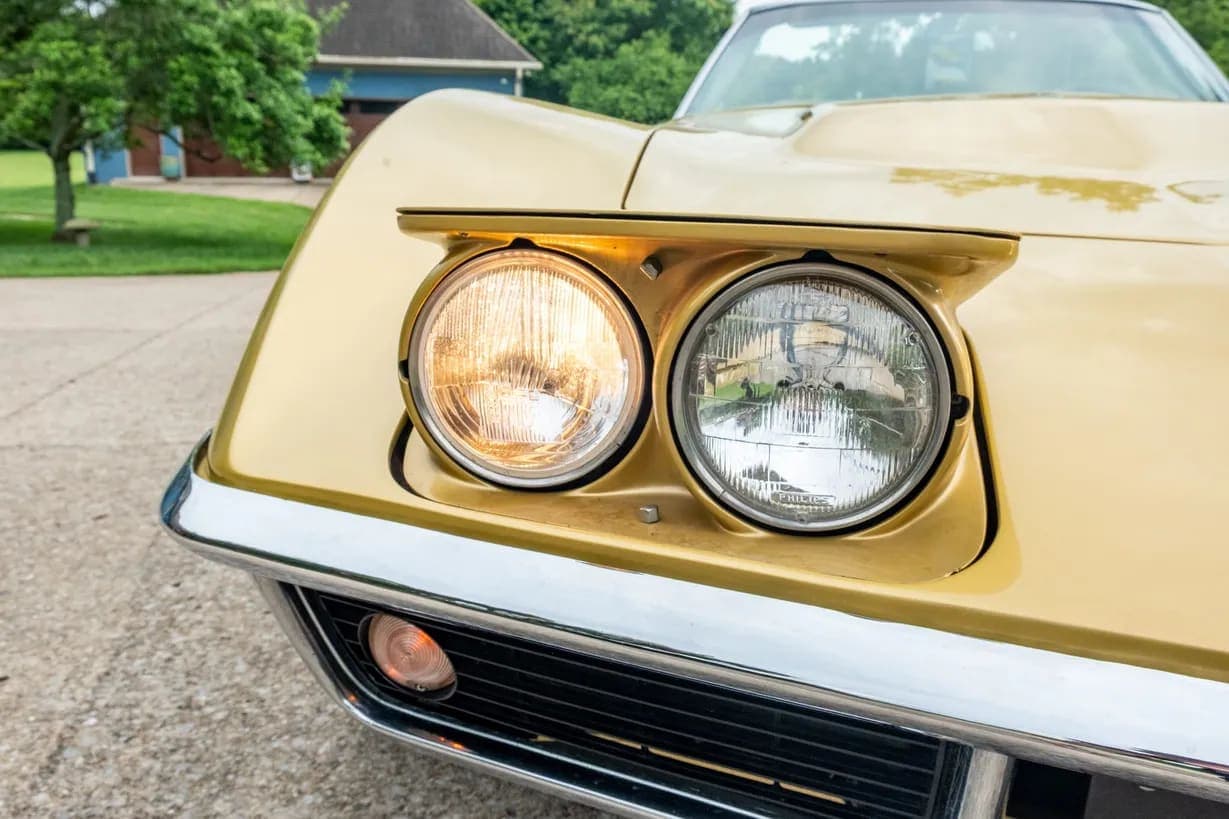 1969 Chevrolet Corvette Convertible 427, view