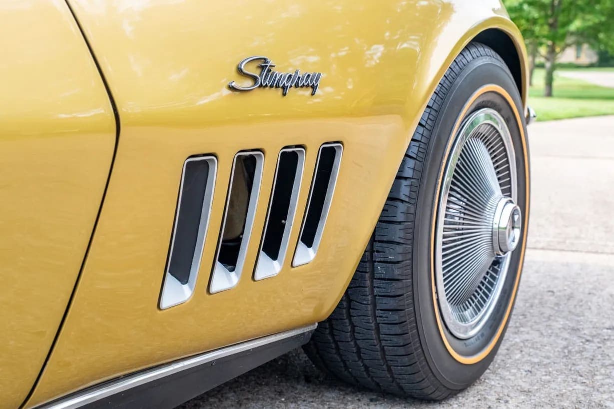 1969 Chevrolet Corvette Convertible 427, view