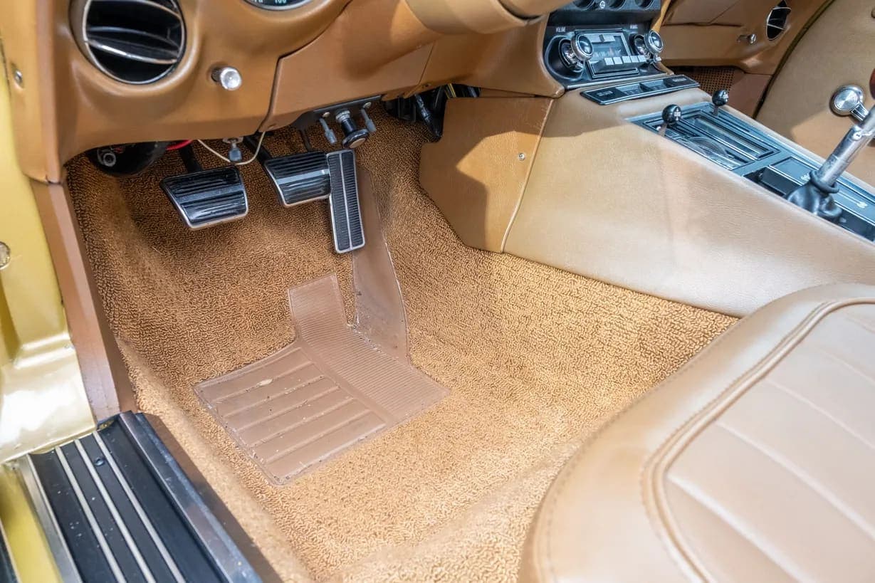 1969 Chevrolet Corvette Convertible 427, view