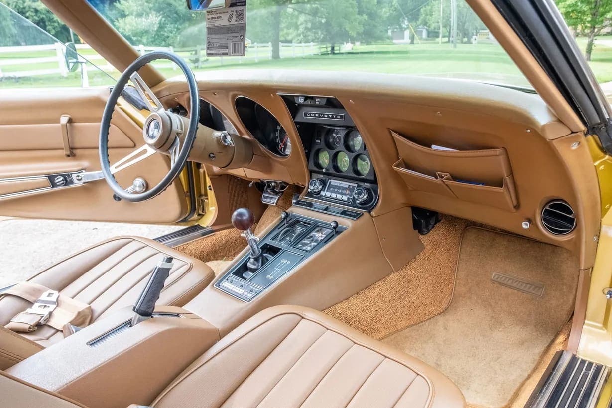 1969 Chevrolet Corvette Convertible 427, view