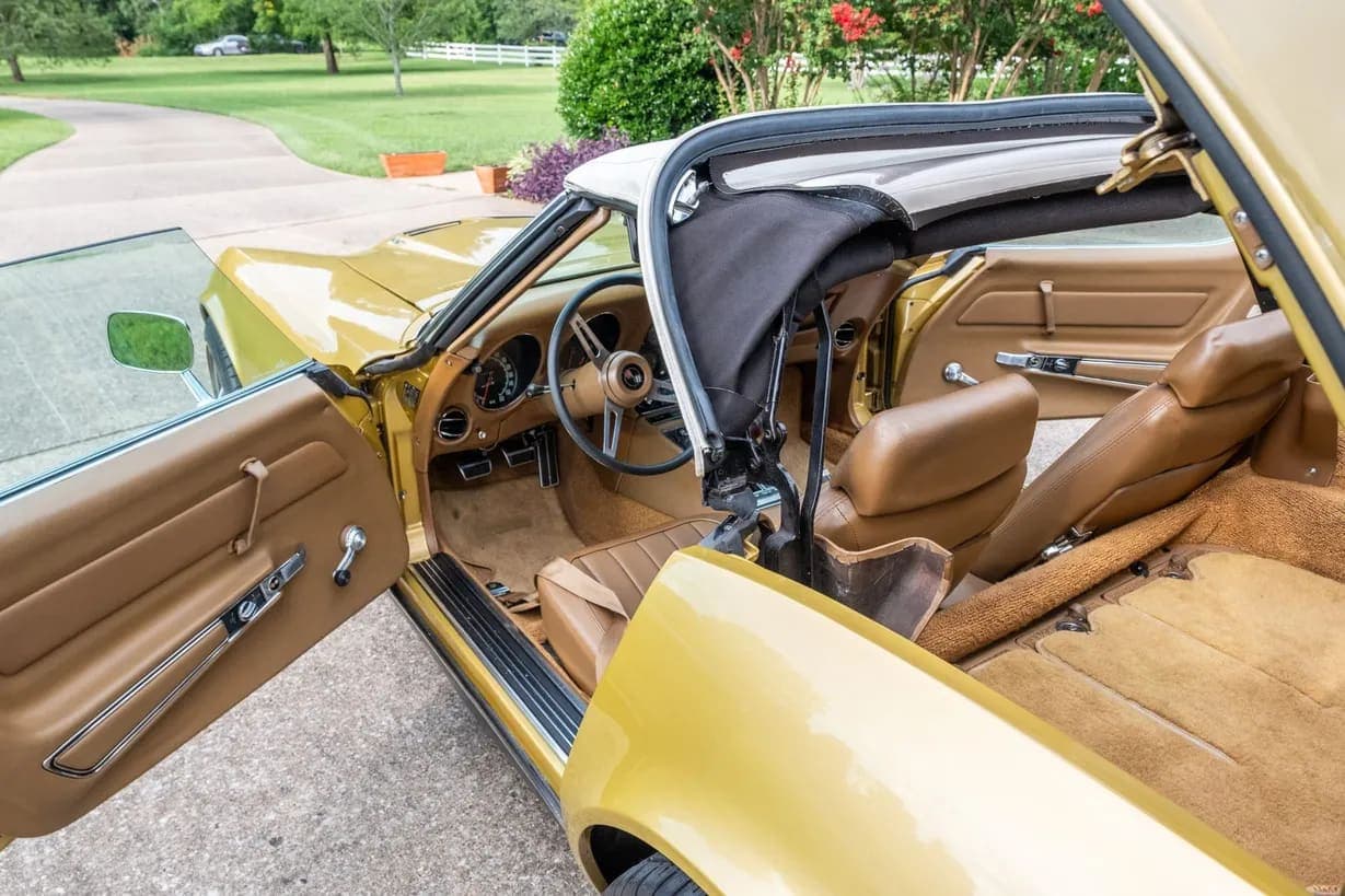 1969 Chevrolet Corvette Convertible 427, view