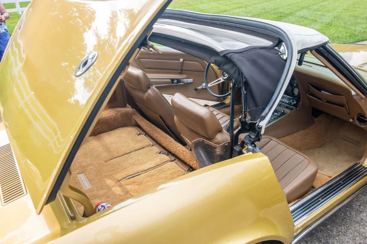 1969 Chevrolet Corvette Convertible 427, view