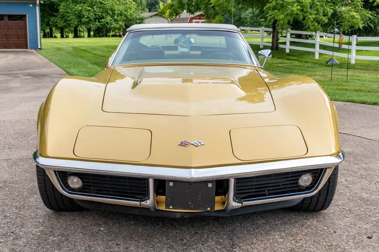 1969 Chevrolet Corvette Convertible 427, view