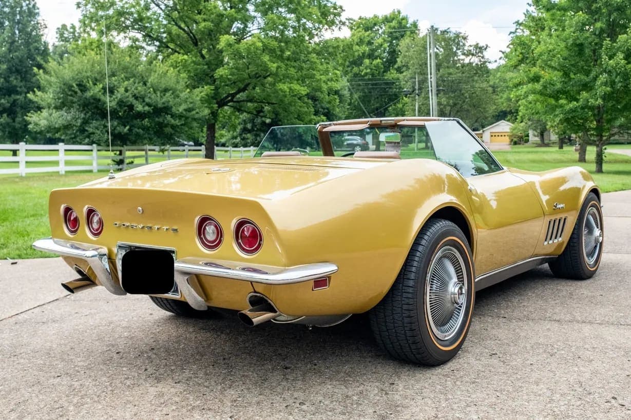 1969 Chevrolet Corvette Convertible 427, view