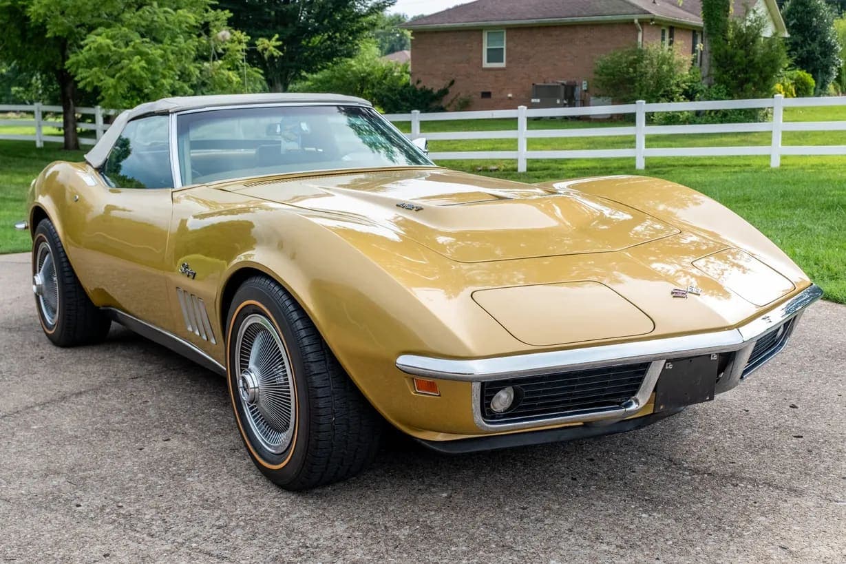 1969 Chevrolet Corvette Convertible 427, view
