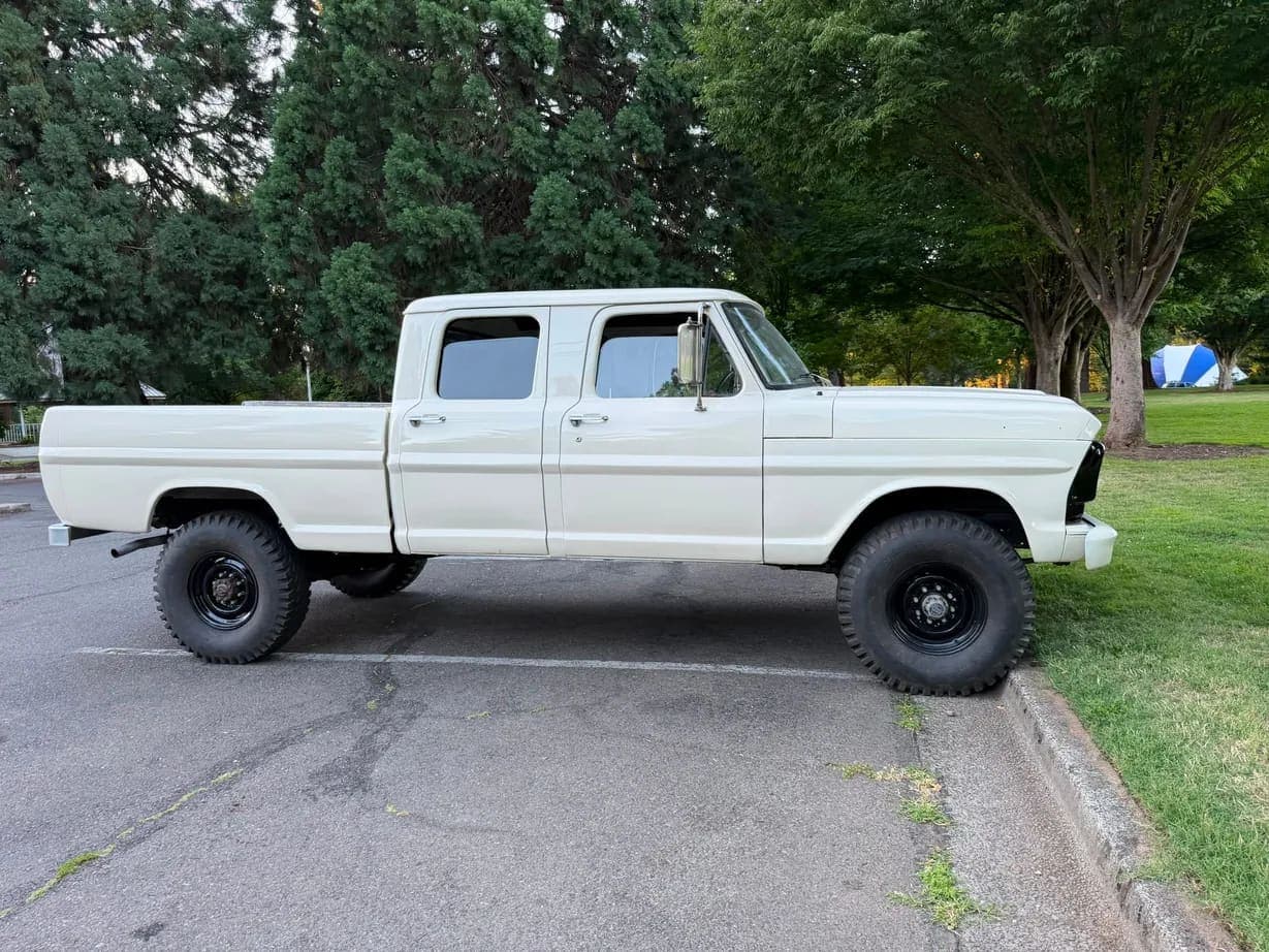 1969 Ford F-250 Custom Crew Cab Highboy, view
