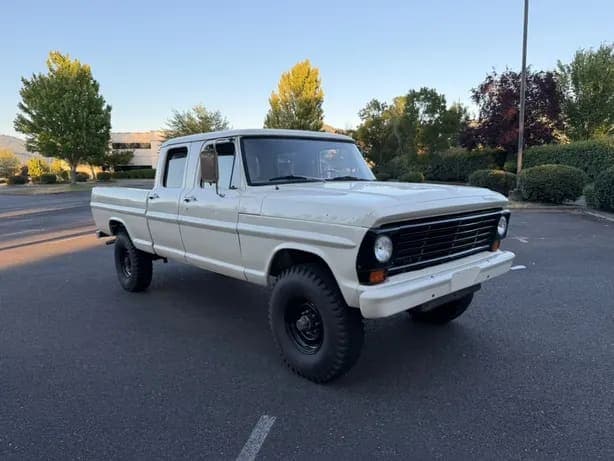 1969 Ford F-250 Custom Crew Cab Highboy, view