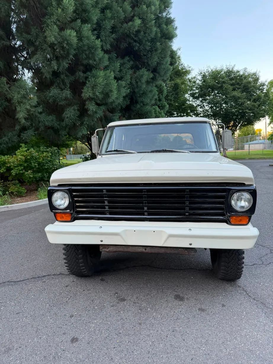 1969 Ford F-250 Custom Crew Cab Highboy, view