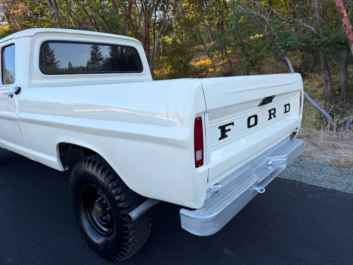 1969 Ford F-250 Custom Crew Cab Highboy, view