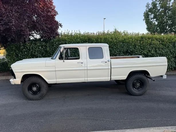1969 Ford F-250 Custom Crew Cab Highboy, view
