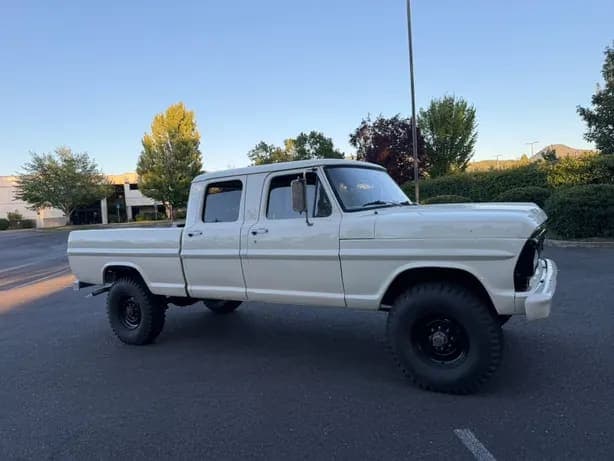 1969 Ford F-250 Custom Crew Cab Highboy, view