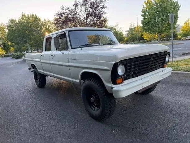1969 Ford F-250 Custom Crew Cab Highboy, view