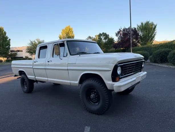1969 Ford F-250 Custom Crew Cab Highboy, view