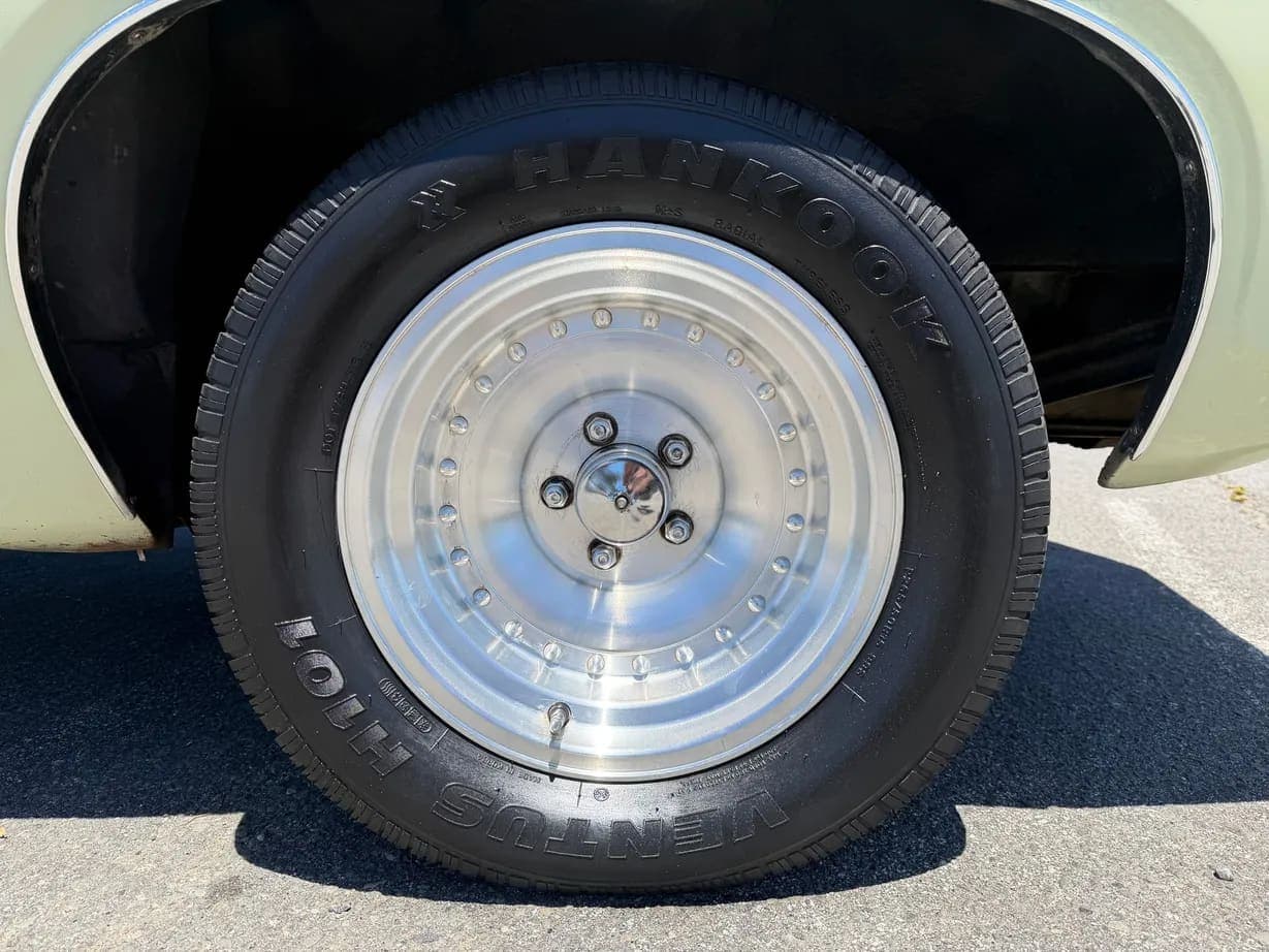 1970 Ford Torino Hardtop 302, view