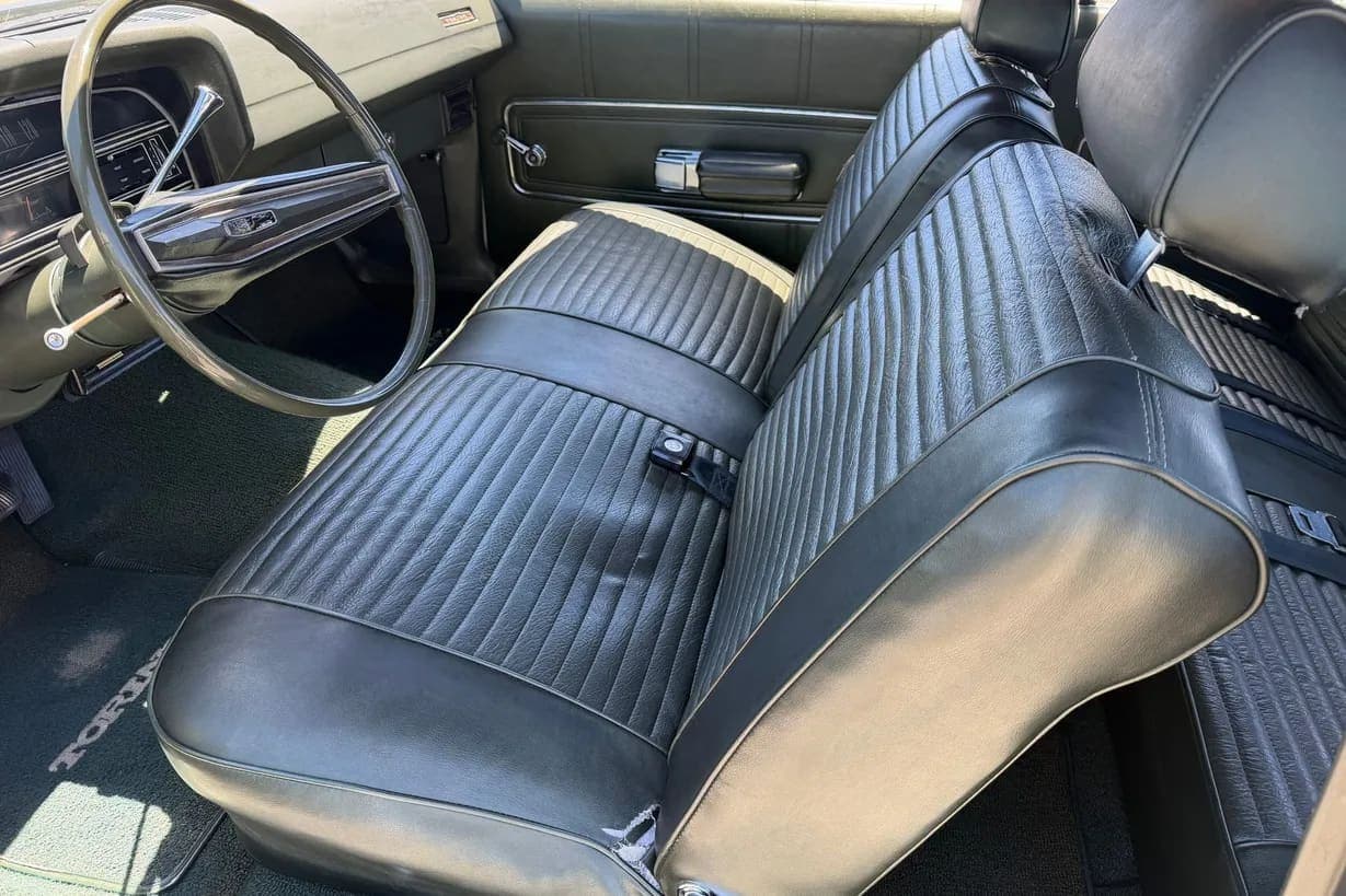 1970 Ford Torino Hardtop 302, view