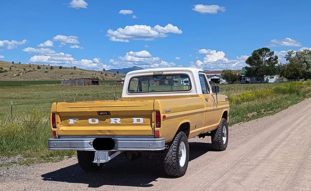 1972 Ford F-250 Custom Explorer Highboy, view