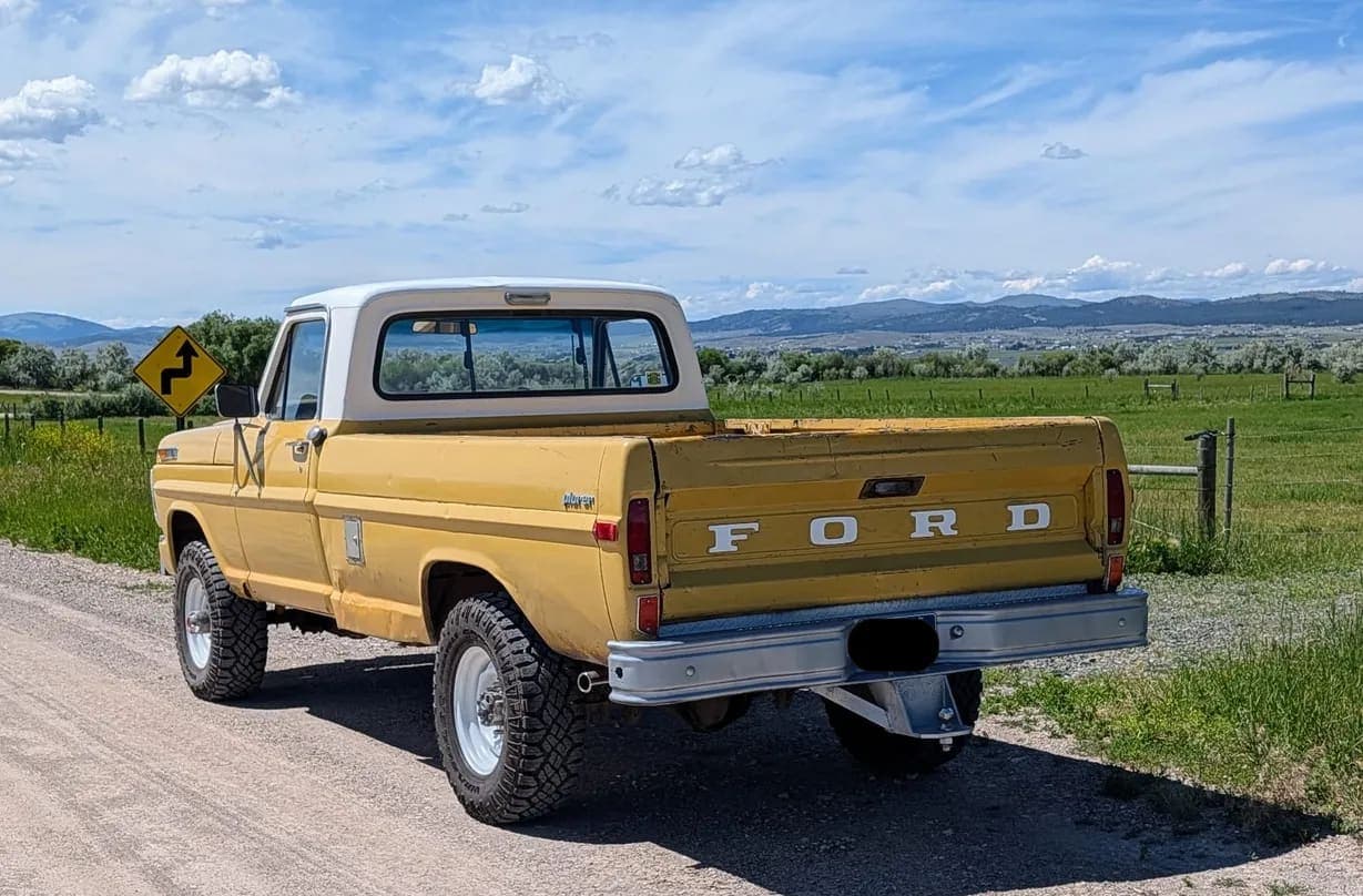 1972 Ford F-250 Custom Explorer Highboy, view