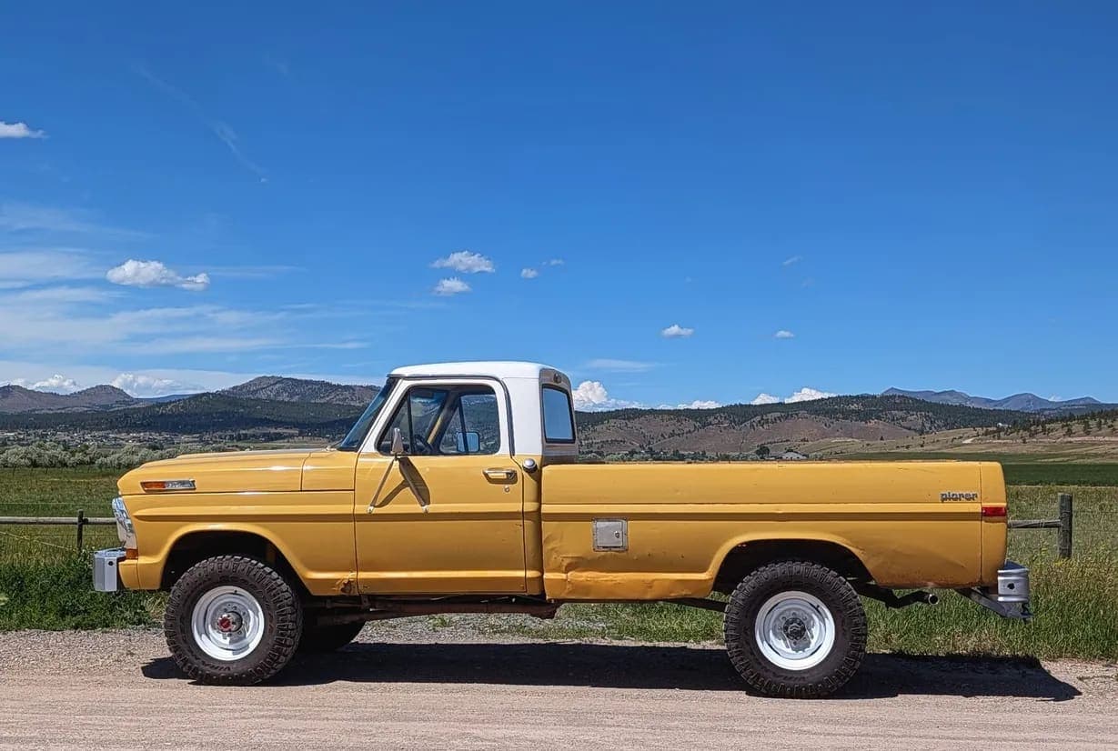 1972 Ford F-250 Custom Explorer Highboy, view