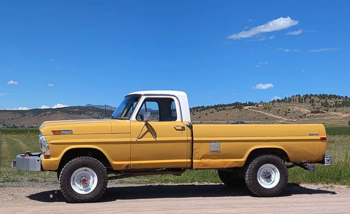 1972 Ford F-250 Custom Explorer Highboy, view