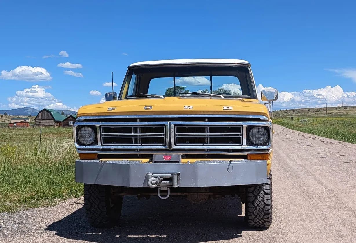 1972 Ford F-250 Custom Explorer Highboy, view