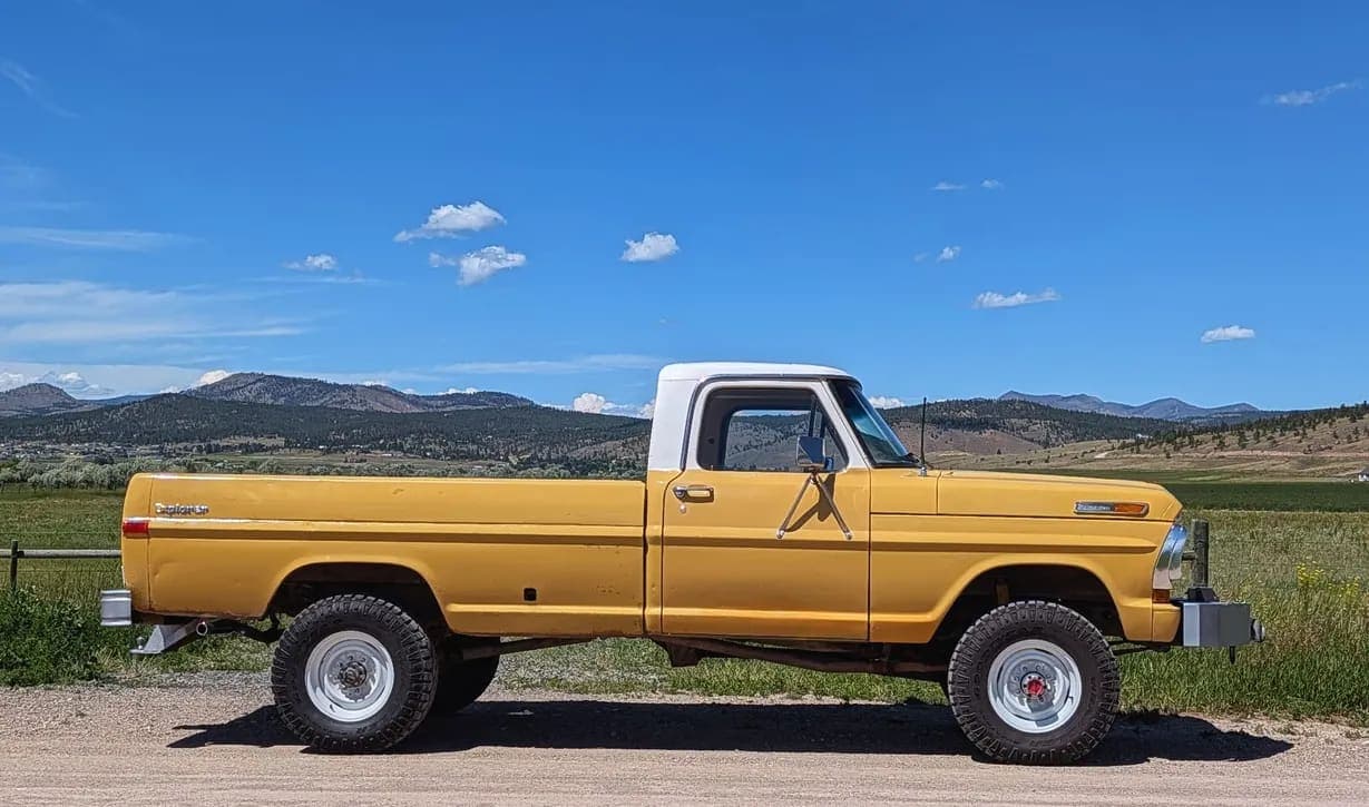1972 Ford F-250 Custom Explorer Highboy, view