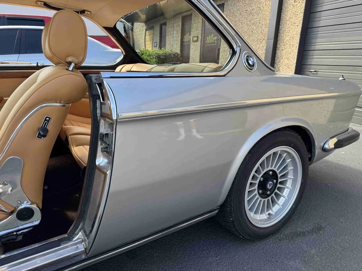 1974 BMW 3.0CS 4-Speed, view