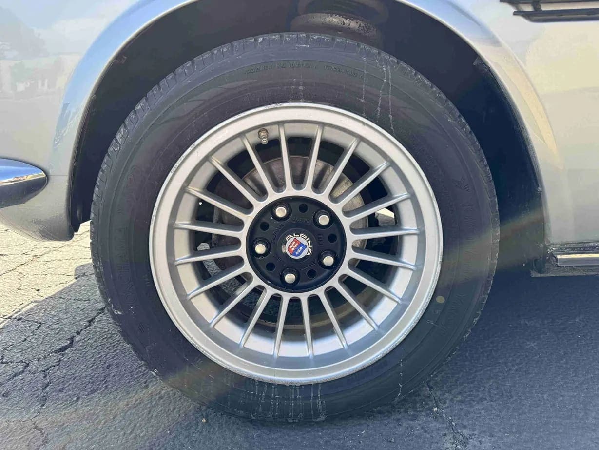 1974 BMW 3.0CS 4-Speed, view