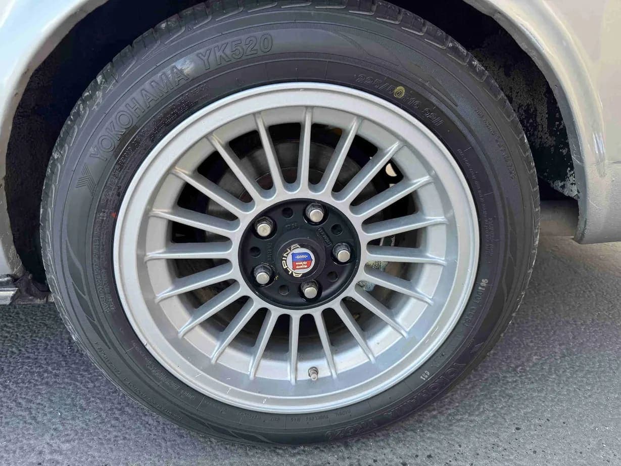 1974 BMW 3.0CS 4-Speed, view