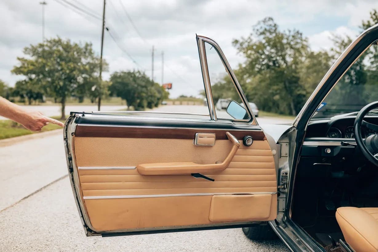 1974 BMW 3.0CS 4-Speed, view