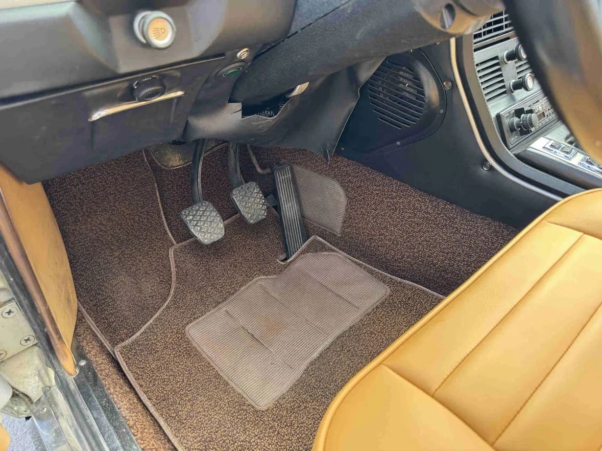 1974 BMW 3.0CS 4-Speed, view