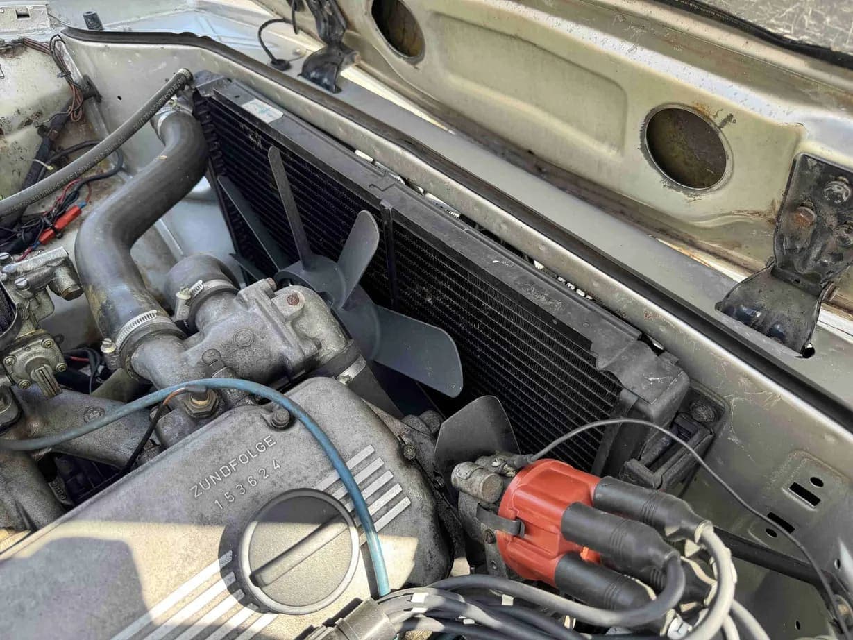 1974 BMW 3.0CS 4-Speed, view