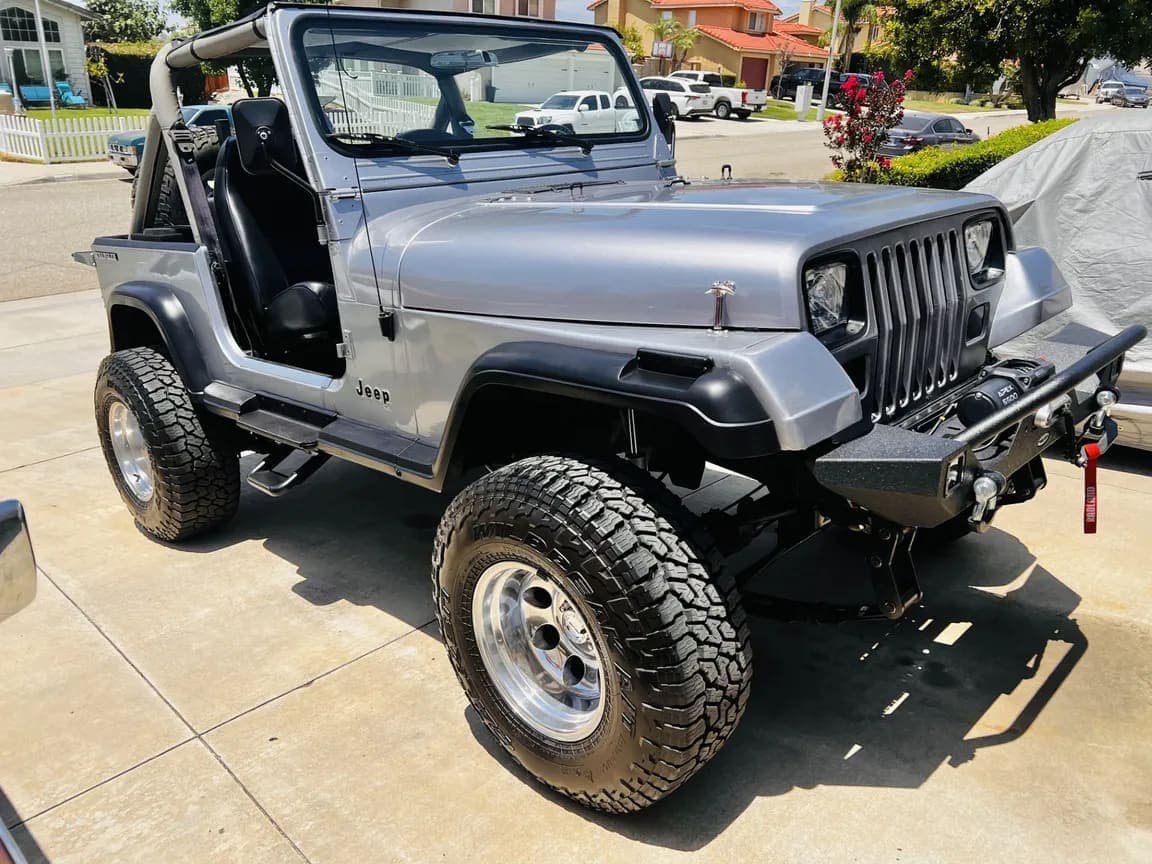 1988 Jeep Wrangler Laredo 4.2, view