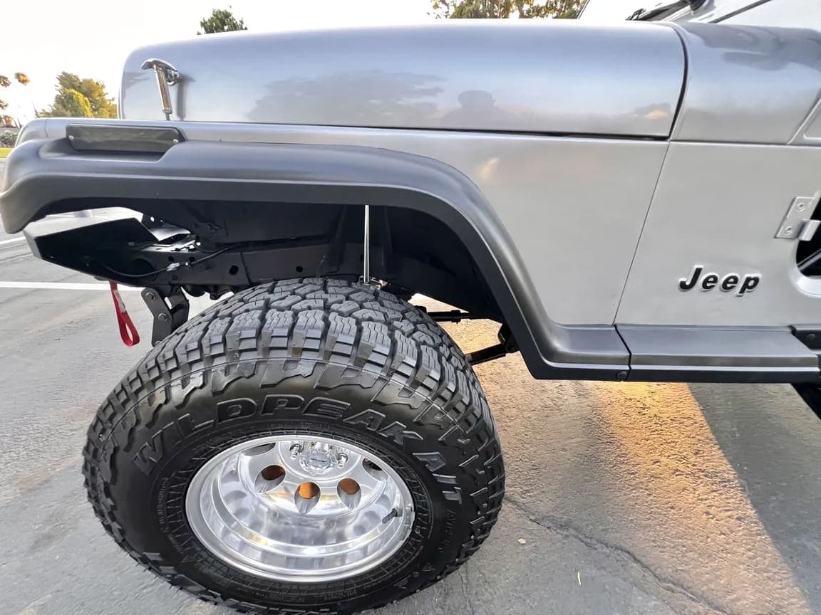 1988 Jeep Wrangler Laredo 4.2, view