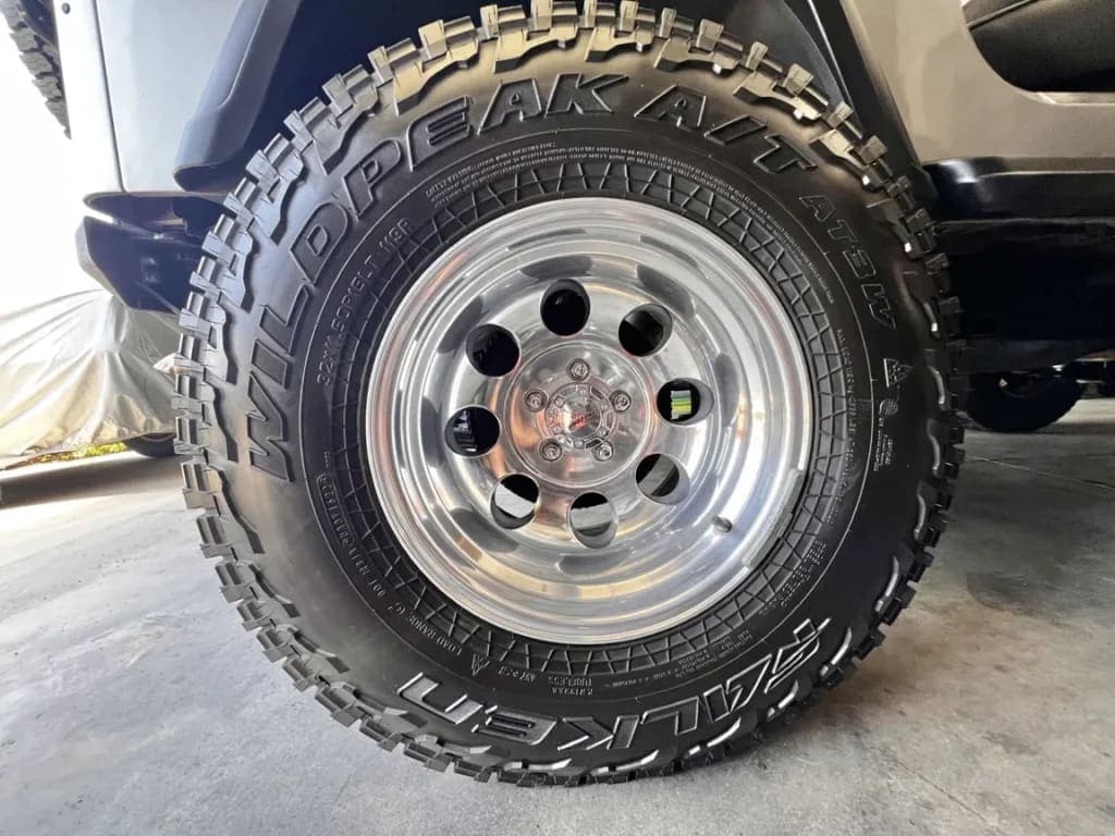 1988 Jeep Wrangler Laredo 4.2, view