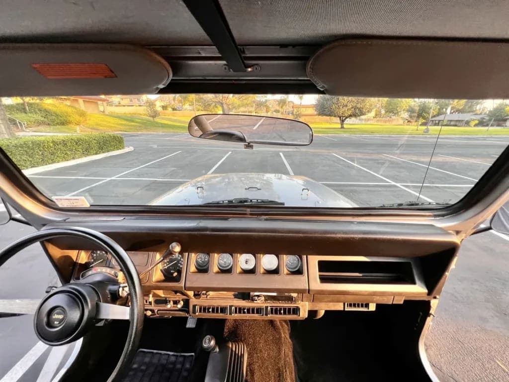 1988 Jeep Wrangler Laredo 4.2, view
