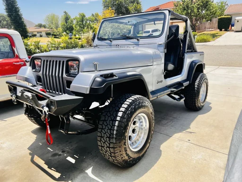 1988 Jeep Wrangler Laredo 4.2, view