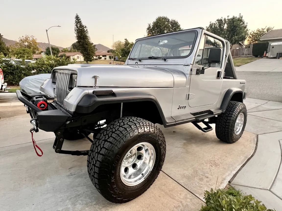 1988 Jeep Wrangler Laredo 4.2, view