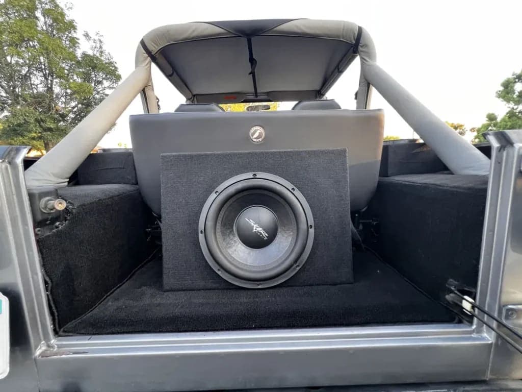 1988 Jeep Wrangler Laredo 4.2, view