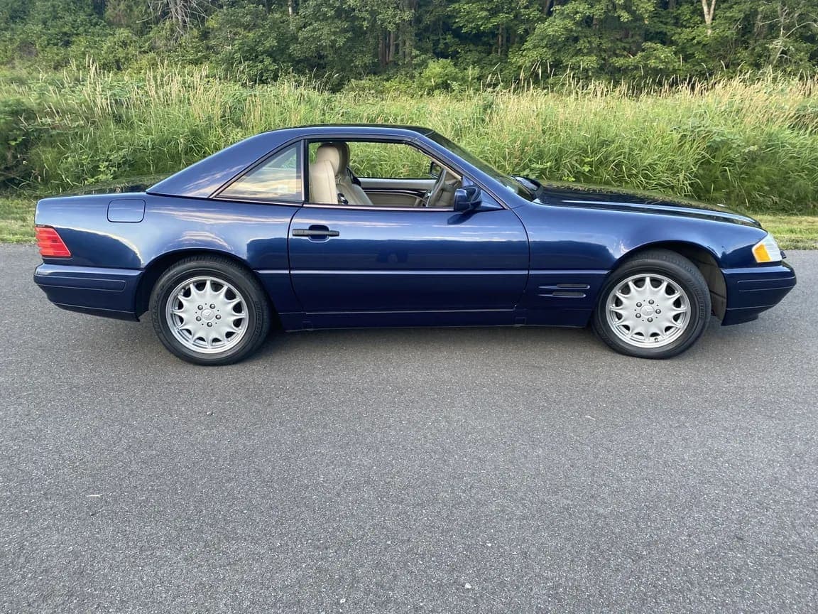 1998 Mercedes-Benz SL500, view