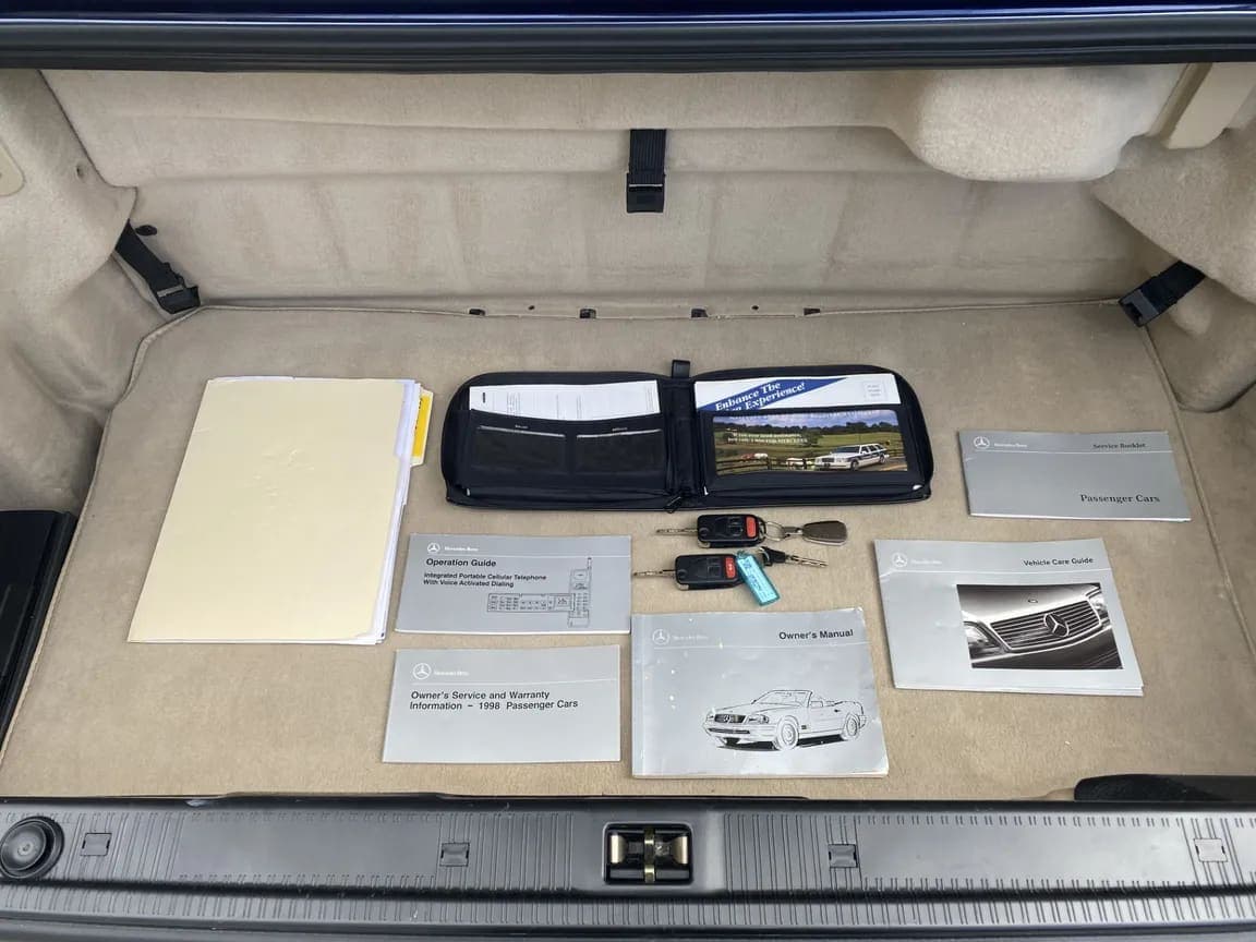 1998 Mercedes-Benz SL500, view
