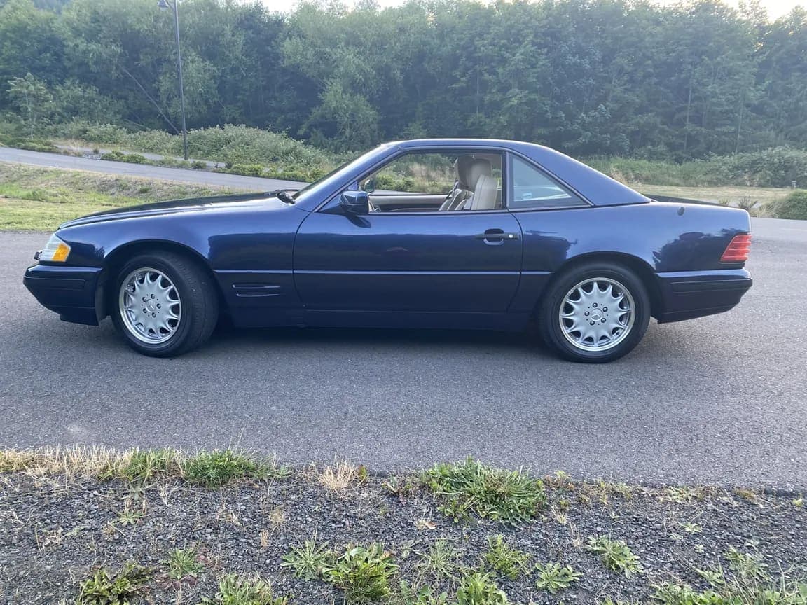 1998 Mercedes-Benz SL500, view