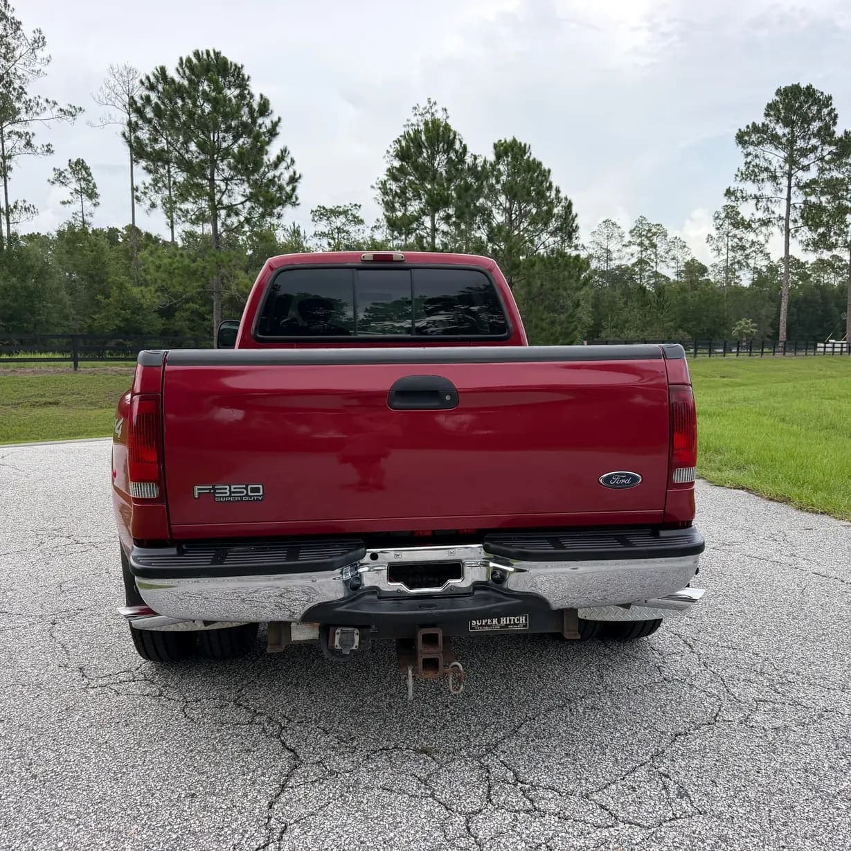 2002 Ford F-350 Super Duty XLT, view