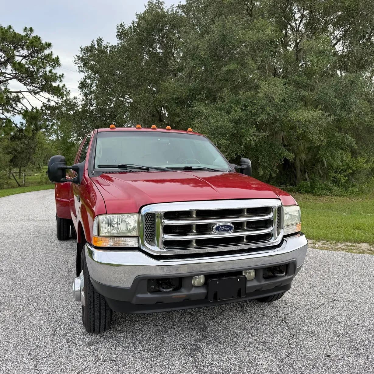 2002 Ford F-350 Super Duty XLT, view