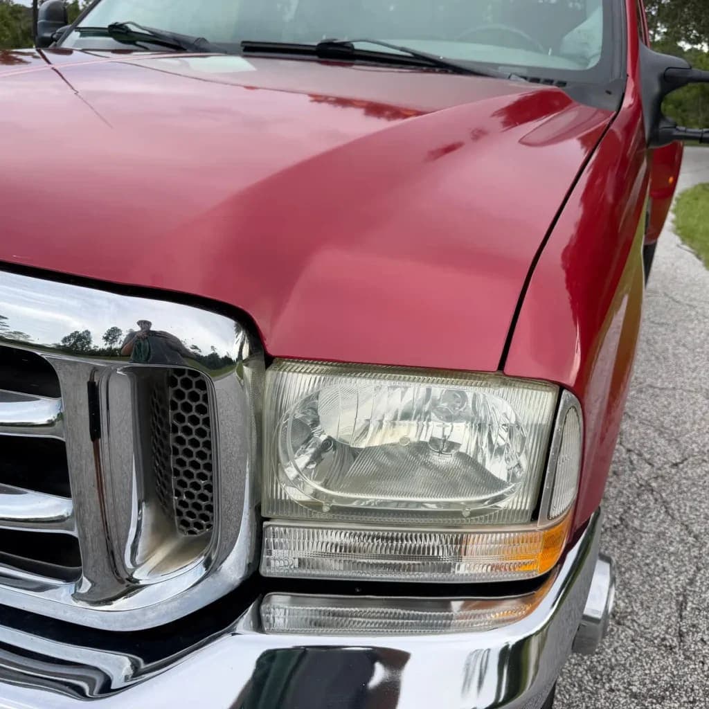 2002 Ford F-350 Super Duty XLT, view