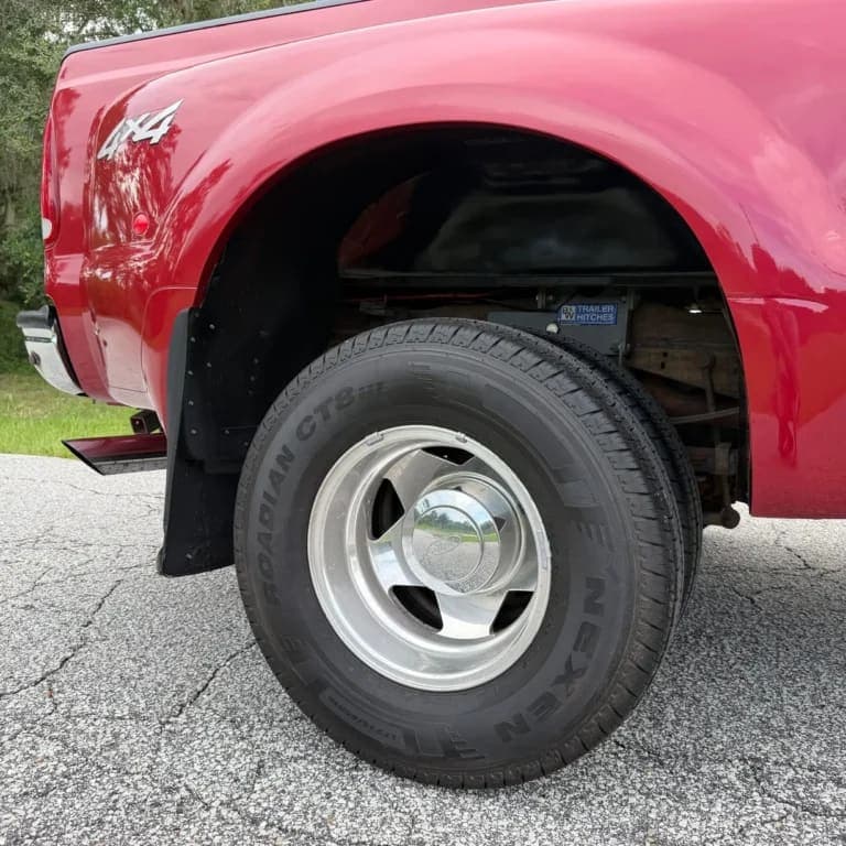 2002 Ford F-350 Super Duty XLT, view
