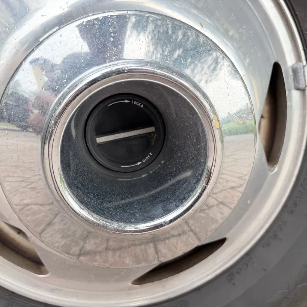 2002 Ford F-350 Super Duty XLT, view