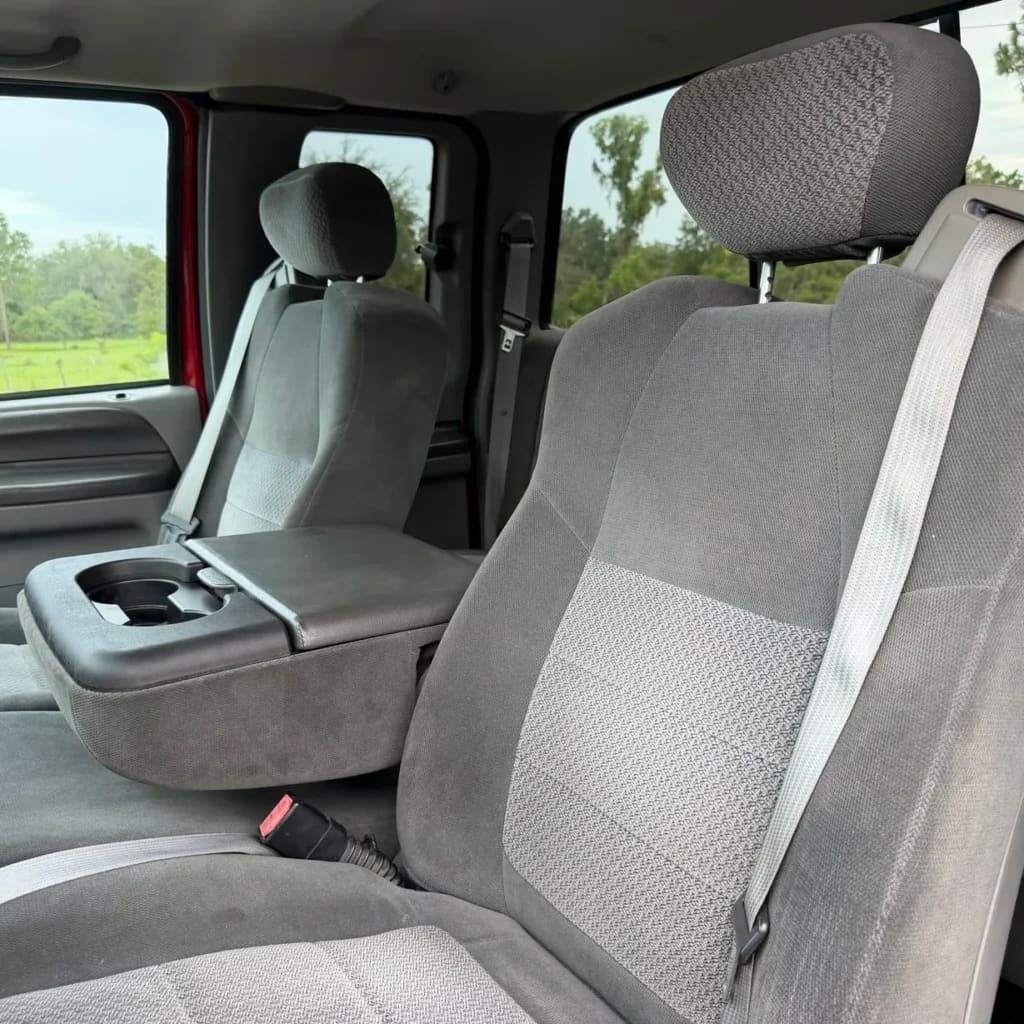 2002 Ford F-350 Super Duty XLT, view
