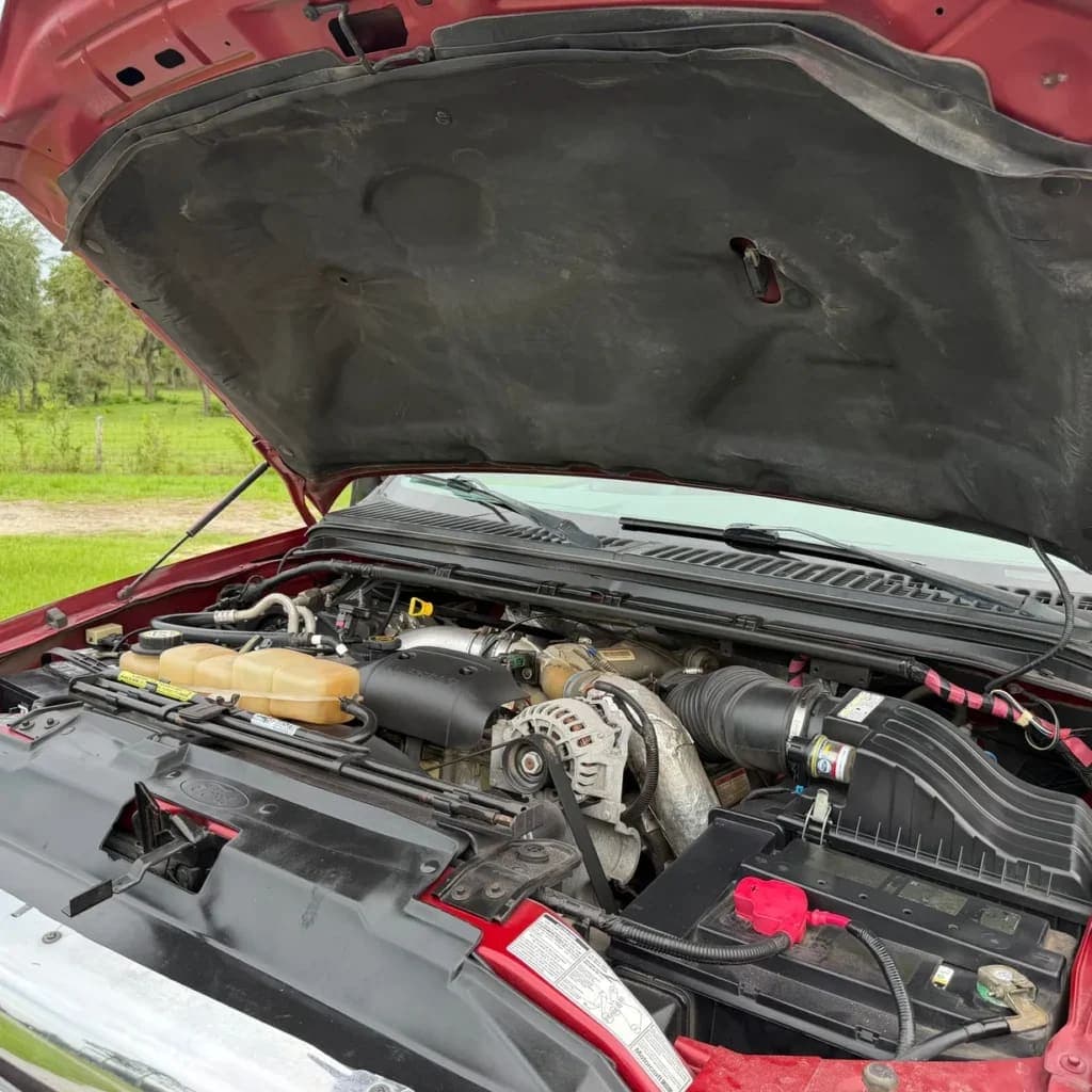 2002 Ford F-350 Super Duty XLT, view