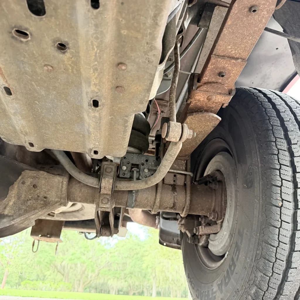 2002 Ford F-350 Super Duty XLT, view